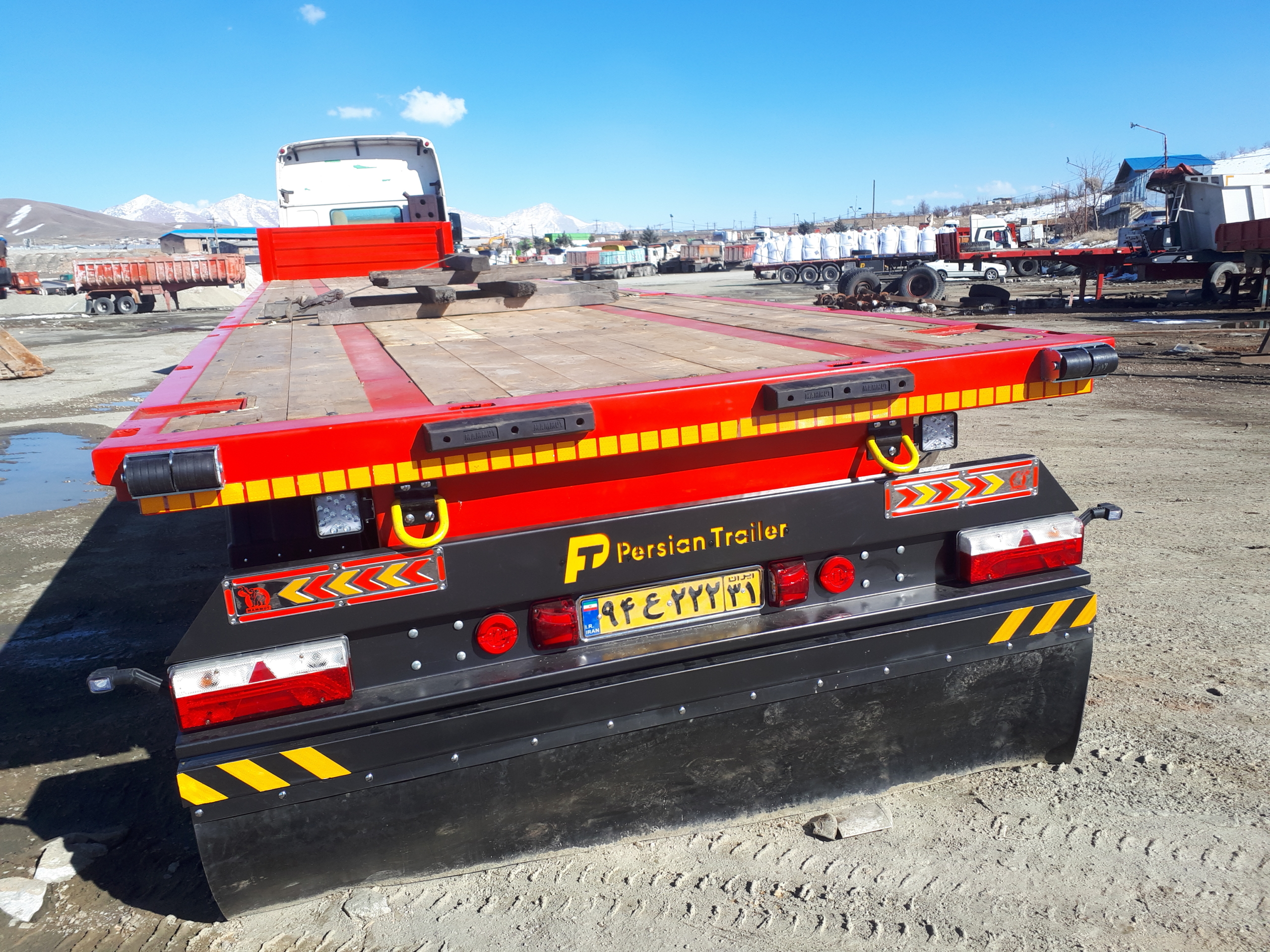 تولید انواع تریلی سه محور